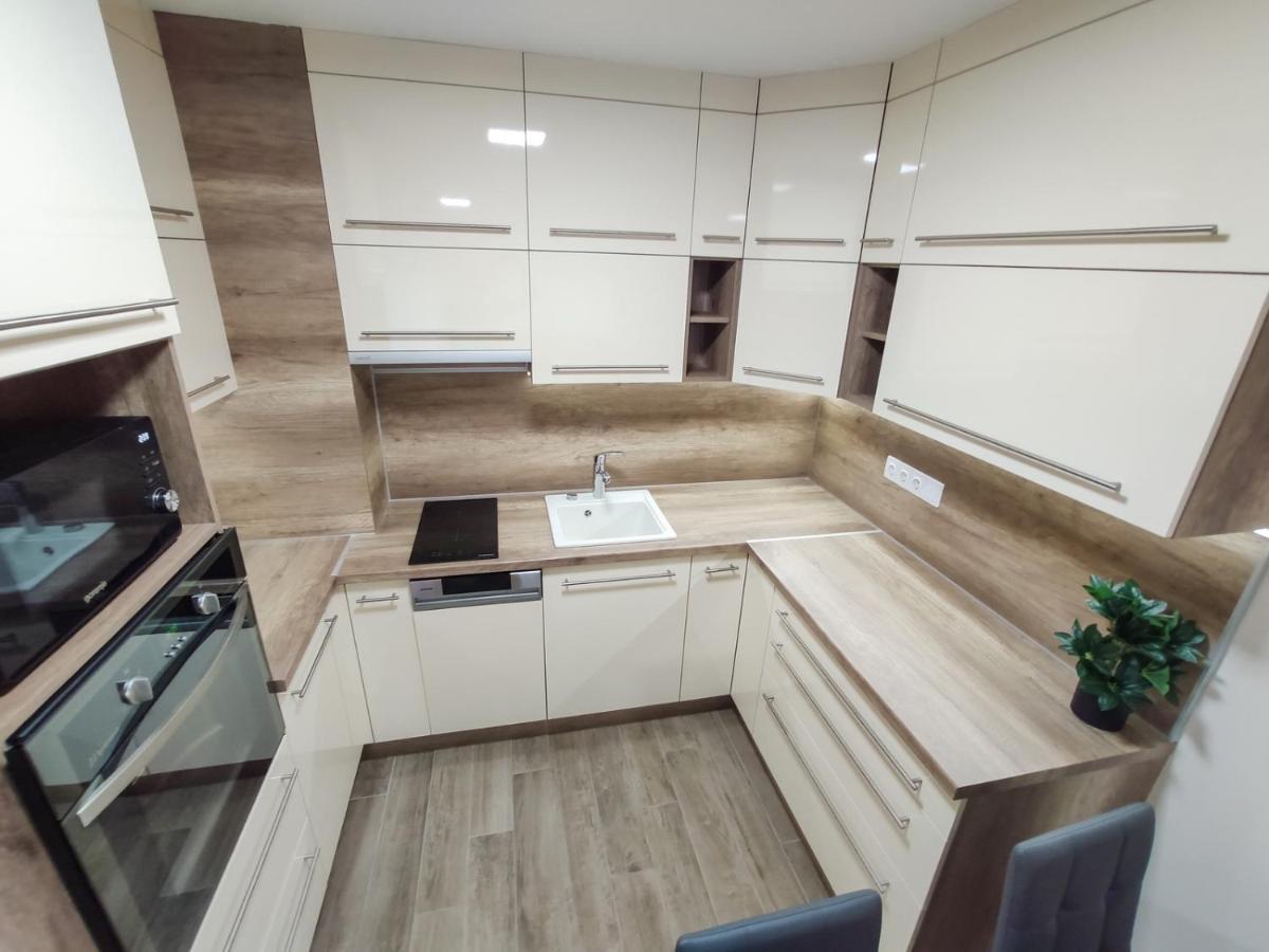 Trika Apartman Шарвар Екстер'єр фото