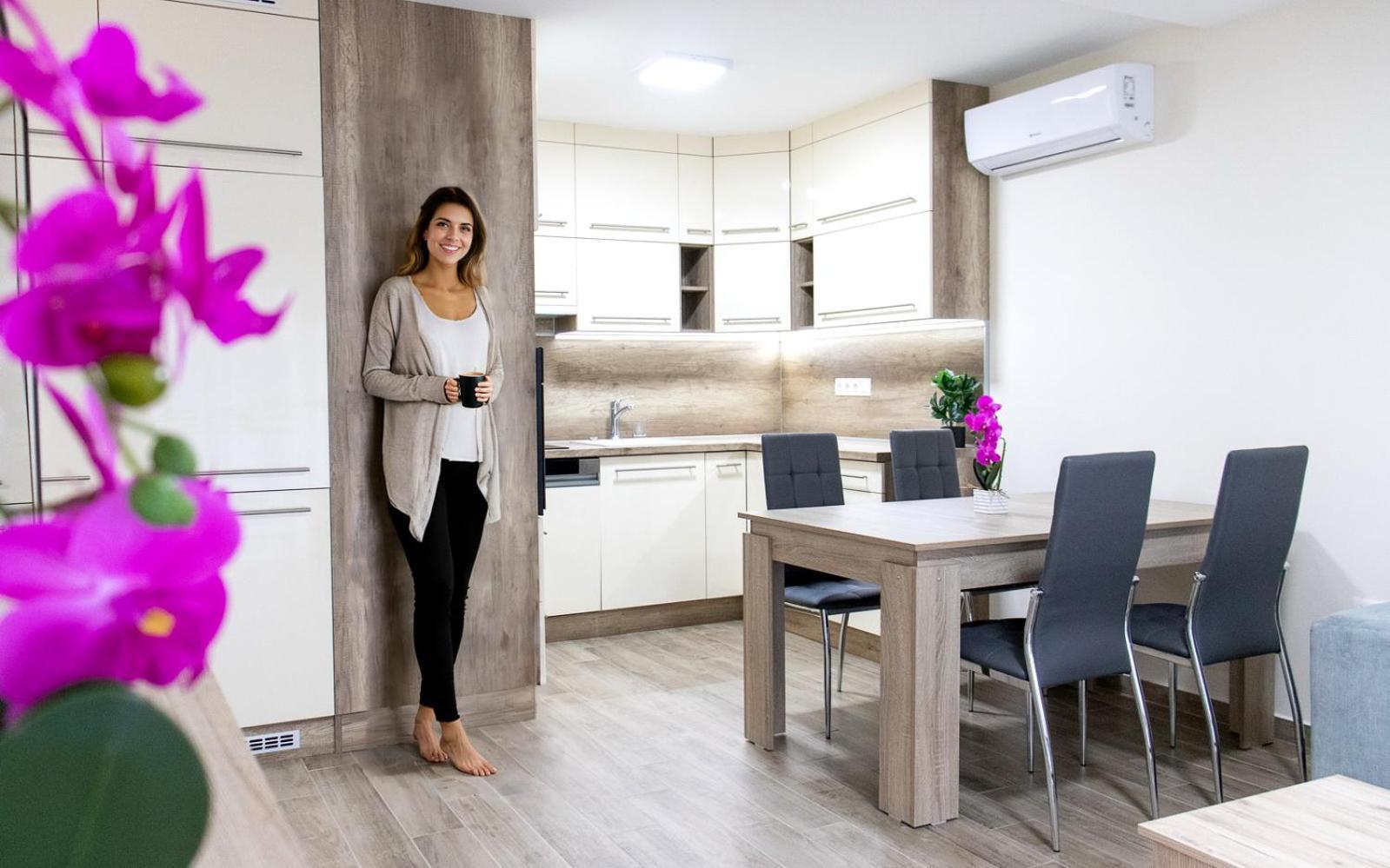 Trika Apartman Шарвар Екстер'єр фото